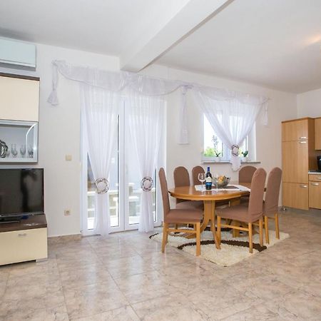 App Rosi Apartment Porec Ngoại thất bức ảnh